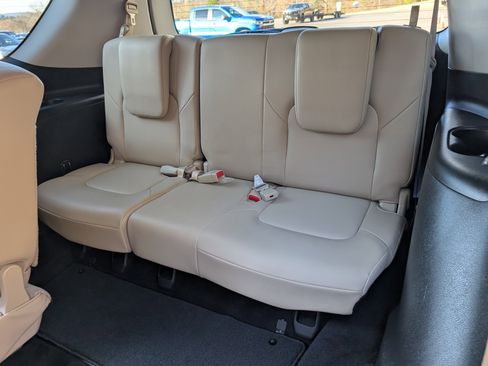 Used 2024 Nissan Armada SV w/ Cargo Package image 18