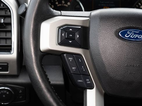 Used 2018 Ford F150 Lariat w/ Equipment Group 502A Luxury AWD/4WD image 24