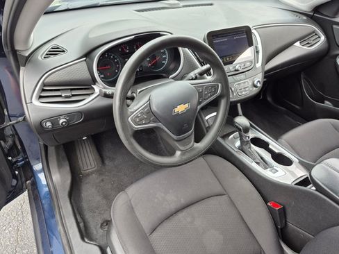 Used 2022 Chevrolet Malibu LT FWD image 9
