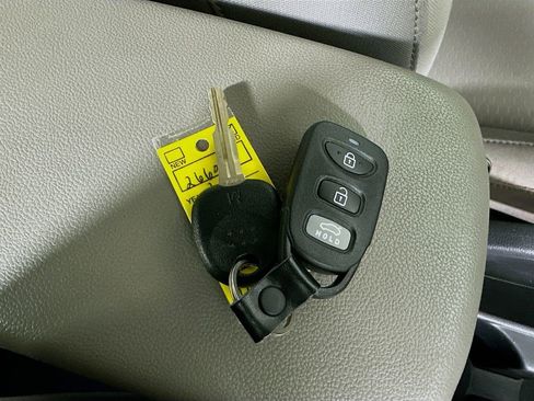 Used 2020 Hyundai Elantra SE image 38