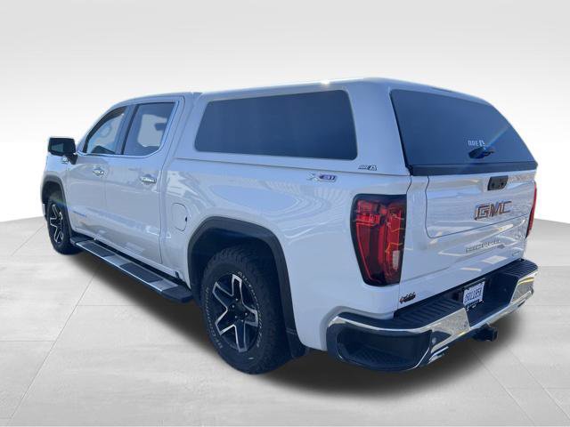Used 2025 GMC Sierra 1500 SLT w/ SLT Premium Plus Package AWD/4WD image 6