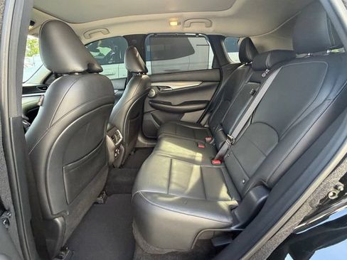Used 2020 INFINITI QX50 Sensory w/ Proactive Package FWD image 12