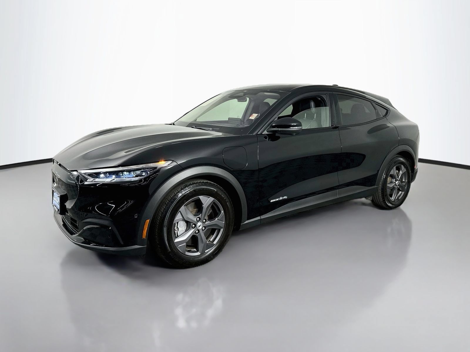 Used 2023 Ford Mustang Mach-E Select AWD/4WD image 3
