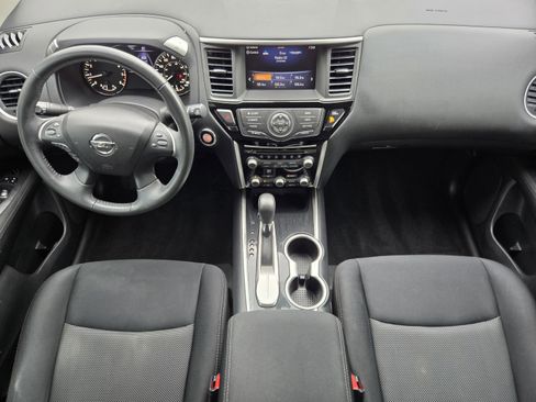 Used 2017 Nissan Pathfinder SV FWD image 21