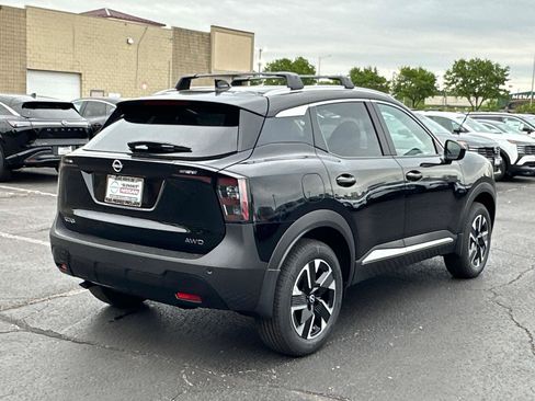 New 2026 Nissan Kicks SV w/ Cold Weather Package AWD/4WD image 4