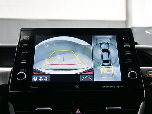 Used 2021 Toyota Camry XLE w/ Navigation Upgrade Package FWD image 19