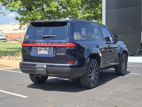 Certified 2024 Lexus GX 550 w/ Accessory Package (Z1) AWD/4WD image 7