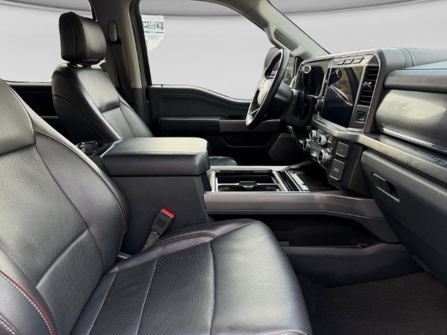 Used 2024 Ford F350 Lariat w/ Lariat Ultimate Package AWD/4WD image 16