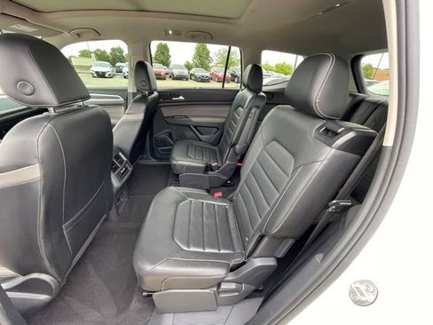 Used 2022 Volkswagen Atlas SEL Premium AWD/4WD image 19