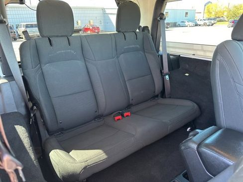 Used 2020 Jeep Wrangler Sport image 11