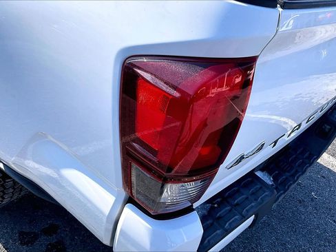 Used 2019 Toyota Tacoma SR w/ SR Convenience Package image 34