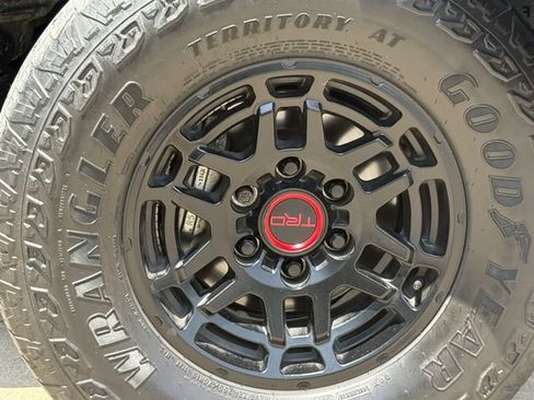 Used 2023 Toyota Tacoma TRD Pro AWD/4WD image 12