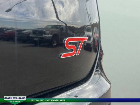 Used 2022 Ford Edge ST w/ Equipment Group 401A image 34