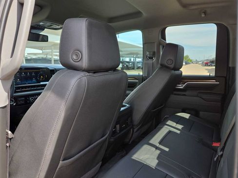 Used 2025 Chevrolet Silverado 2500 LT w/ Texas Edition AWD/4WD image 15