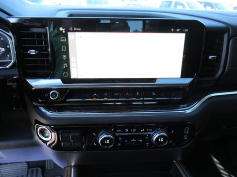 Used 2022 GMC Sierra 1500 Elevation w/ Preferred Package AWD/4WD image 26