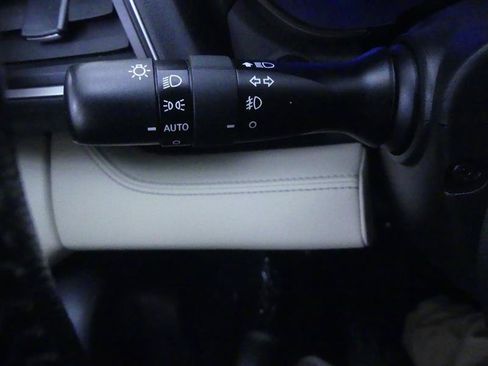 Used 2021 Subaru Ascent Limited w/ Technology Package AWD/4WD image 18