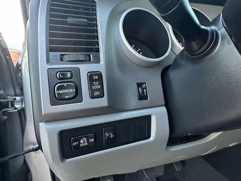 Used 2012 Toyota Tundra 2WD Double Cab w/ SR5 Pkg image 16