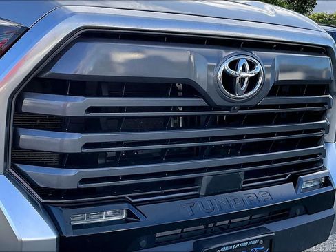 Used 2023 Toyota Tundra Limited AWD/4WD image 33