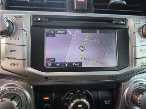 Used 2015 Toyota 4Runner SR5 AWD/4WD image 25