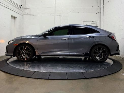 Used 2018 Honda Civic Sport image 5