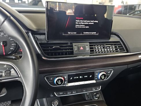 Used 2023 Audi Q5 2.0T Premium w/ Convenience Package AWD/4WD image 25