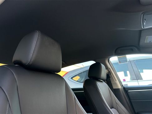 Certified 2021 Honda Clarity Base image 18