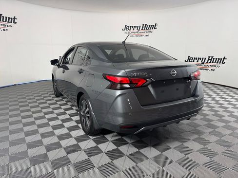 Used 2024 Nissan Versa S w/ S Plus Package image 10