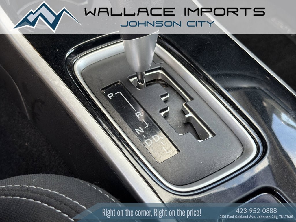 Used 2020 Mitsubishi Outlander ES AWD/4WD image 16
