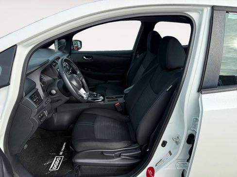 Used 2019 Nissan Leaf SV w/ SV All Weather Package image 10