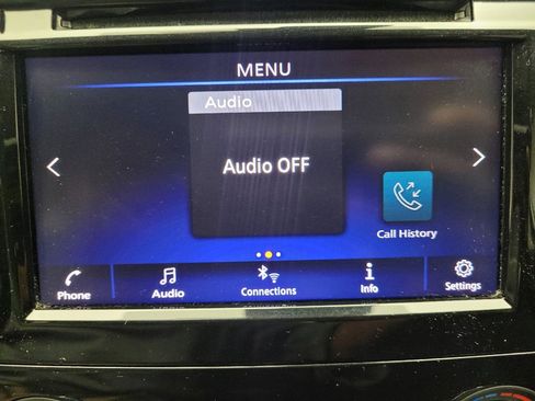 Used 2021 Nissan Rogue Sport S image 25