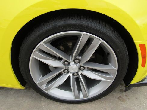 Used 2017 Chevrolet Camaro LT w/ RS Package RWD image 7