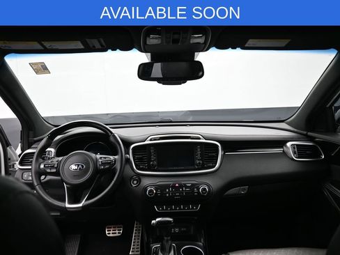 Used 2017 Kia Sorento SX image 31