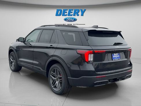 New 2026 Ford Explorer ST-Line w/ ST-Line Street Pack AWD/4WD image 7