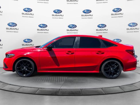Used 2023 Honda Civic Sport image 3