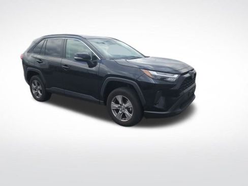 Used 2024 Toyota RAV4 XLE image 7