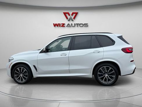 Used 2021 BMW X5 M50i AWD/4WD image 2