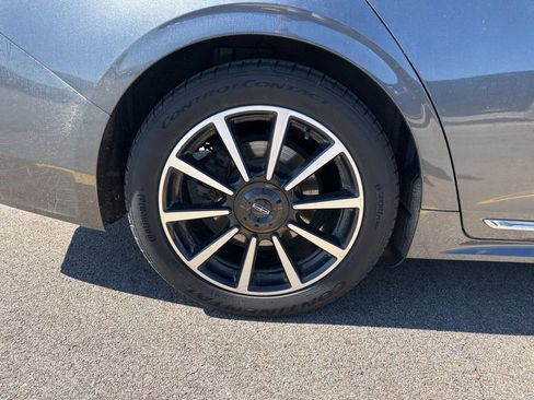 Used 2020 Lincoln Continental Reserve image 10