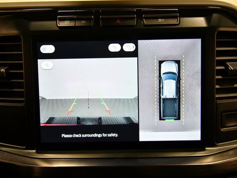 Used 2023 Ford F250 Lariat image 26