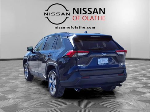 Used 2025 Toyota RAV4 XLE image 3