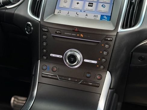 Used 2019 Ford Edge ST w/ Equipment Group 401A AWD/4WD image 26
