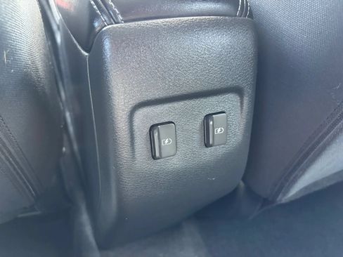 Used 2024 Nissan Kicks SV FWD image 54