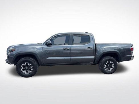Used 2021 Toyota Tacoma TRD Off-Road AWD/4WD image 4