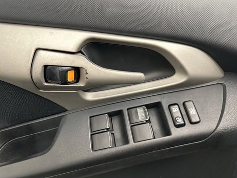 Used 2009 Toyota Matrix XRS w/ All Weather Guard Pkg image 23