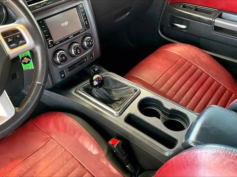 Used 2014 Dodge Challenger R/T Plus RWD image 14