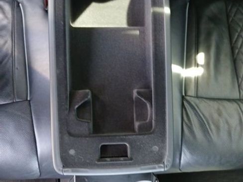 Used 2022 BMW 740i w/ M Sport Package image 15