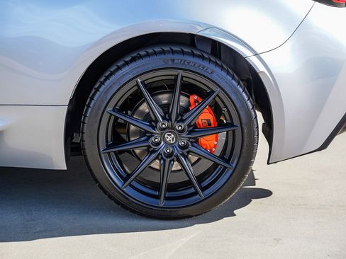 Certified 2023 Toyota GR86 Premium image 8