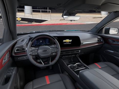New 2027 Chevrolet Traverse RS w/ LPO, Floor Liner Package FWD image 15