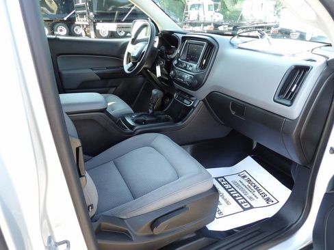 Used 2020 Chevrolet Colorado W/T RWD image 33