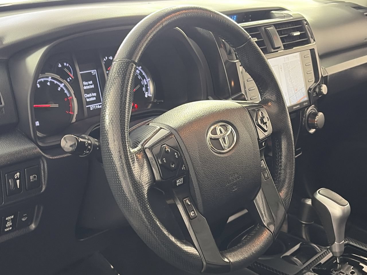 Used 2023 Toyota 4Runner TRD Off-Road Premium w/ Off Road Premium Plus Package AWD/4WD image 14