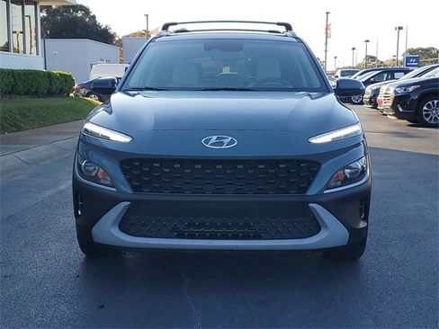 Used 2022 Hyundai Kona SEL image 2